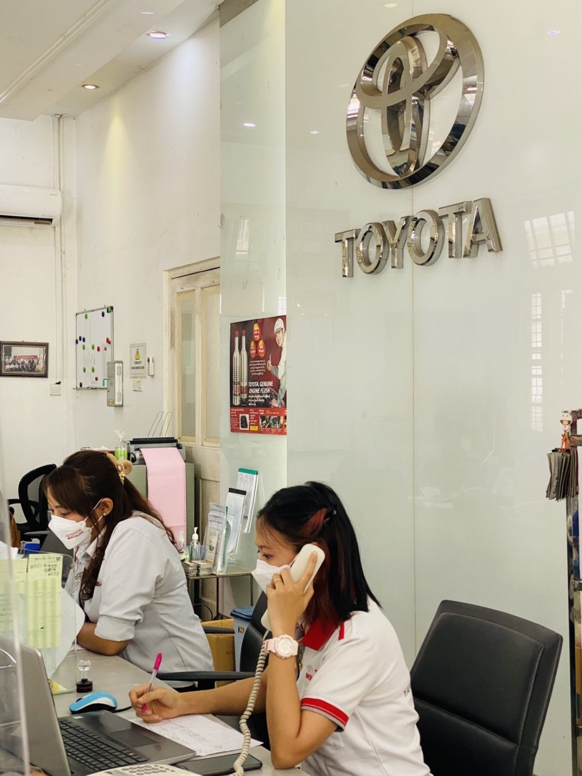 Toyota-Myanmar-Sales dealer2